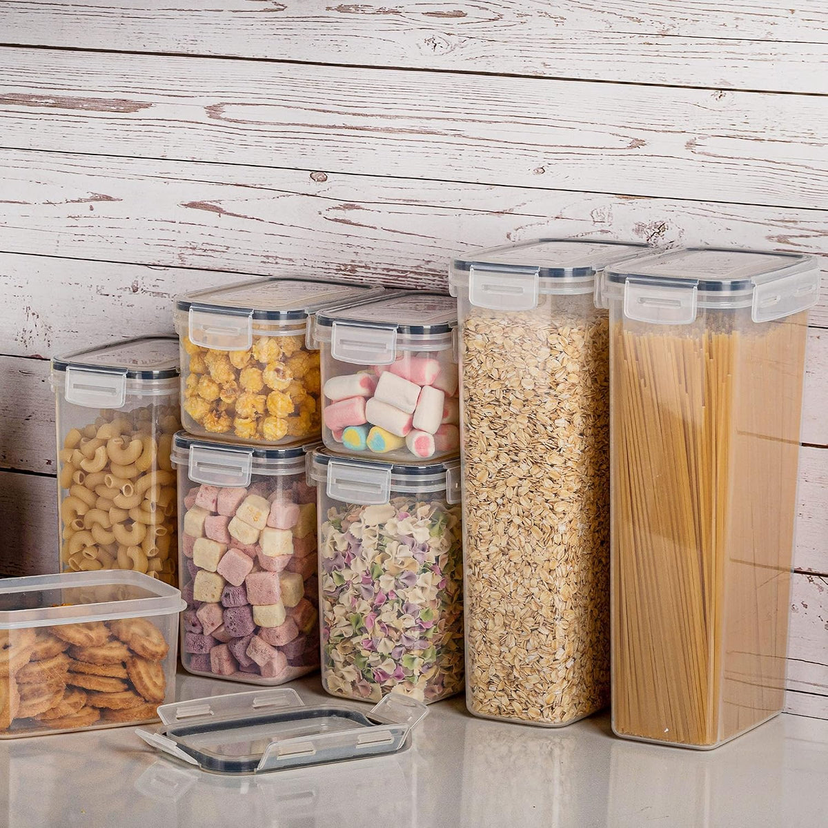 Vtopmart 32pcs Airtight Food Storage Containers Set, BPA Free Plastic Kitchen and Pantry Organization Canisters with Lids for Cereal, Dry Food, Flour and Sugar, Includes 32 Labels